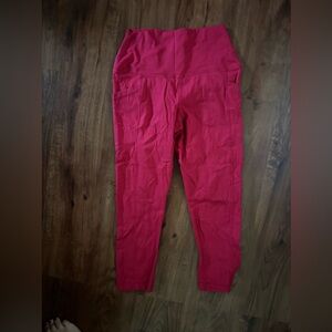 2 pairs Yogalicious leggings